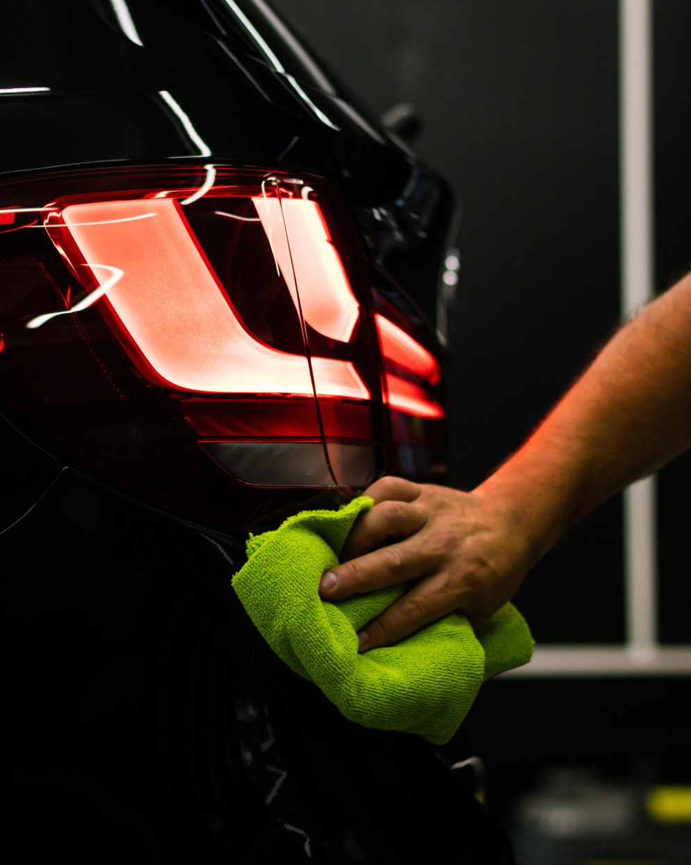 High gloss finish after ceramic or graphene coating